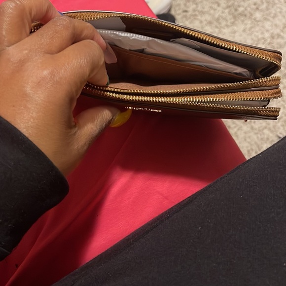 Coach Saddle brown double zip wallet wristlet used once - Picture 5 of 13